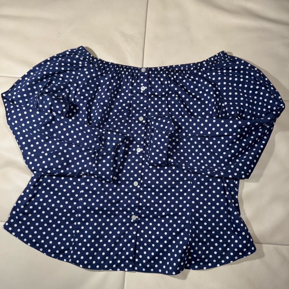 Lauren Ralph Lauren Navy & White Polka Dot Off-The-Shoulder Long Sleeve Top - Picture 9 of 10